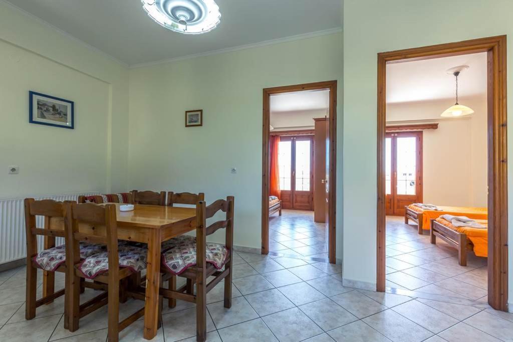 Kapetanios Apartments Agios Stefanos Avliotes  Екстериор снимка