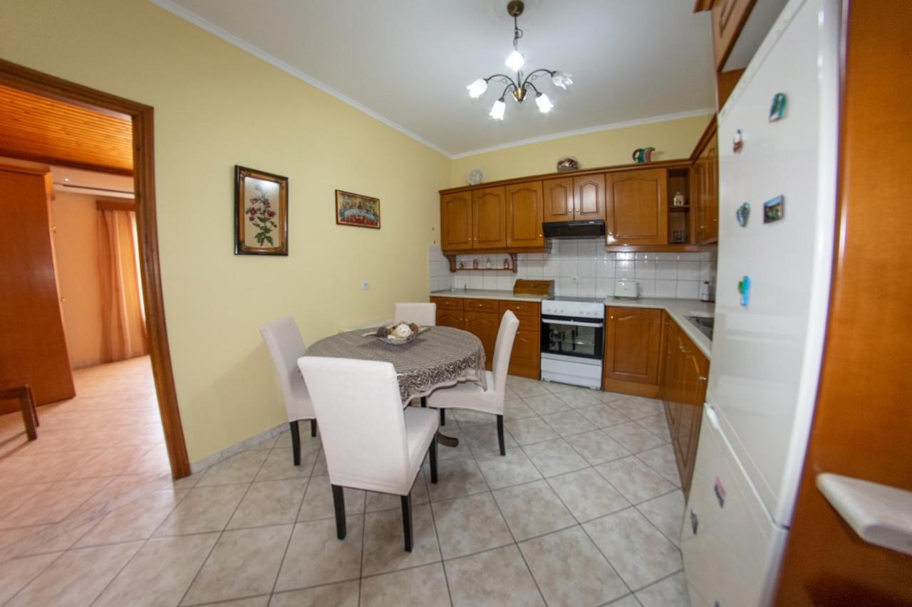 Kapetanios Apartments Agios Stefanos Avliotes  Екстериор снимка