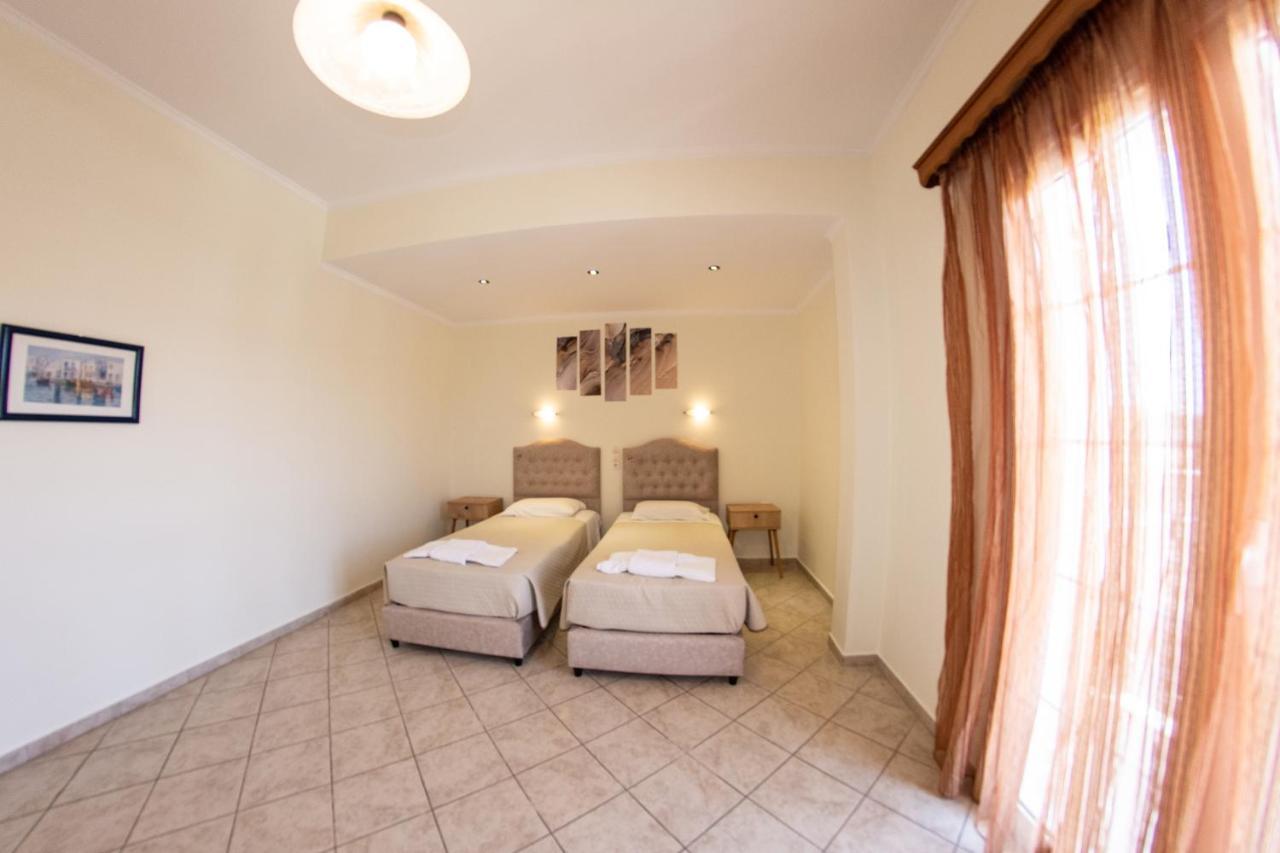 Kapetanios Apartments Agios Stefanos Avliotes  Екстериор снимка