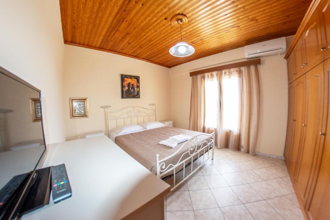 Kapetanios Apartments Agios Stefanos Avliotes  Екстериор снимка