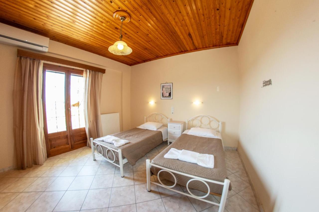 Kapetanios Apartments Agios Stefanos Avliotes  Екстериор снимка