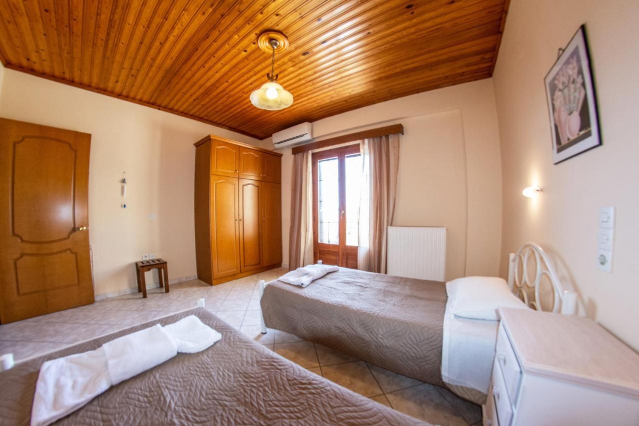 Kapetanios Apartments Agios Stefanos Avliotes  Екстериор снимка