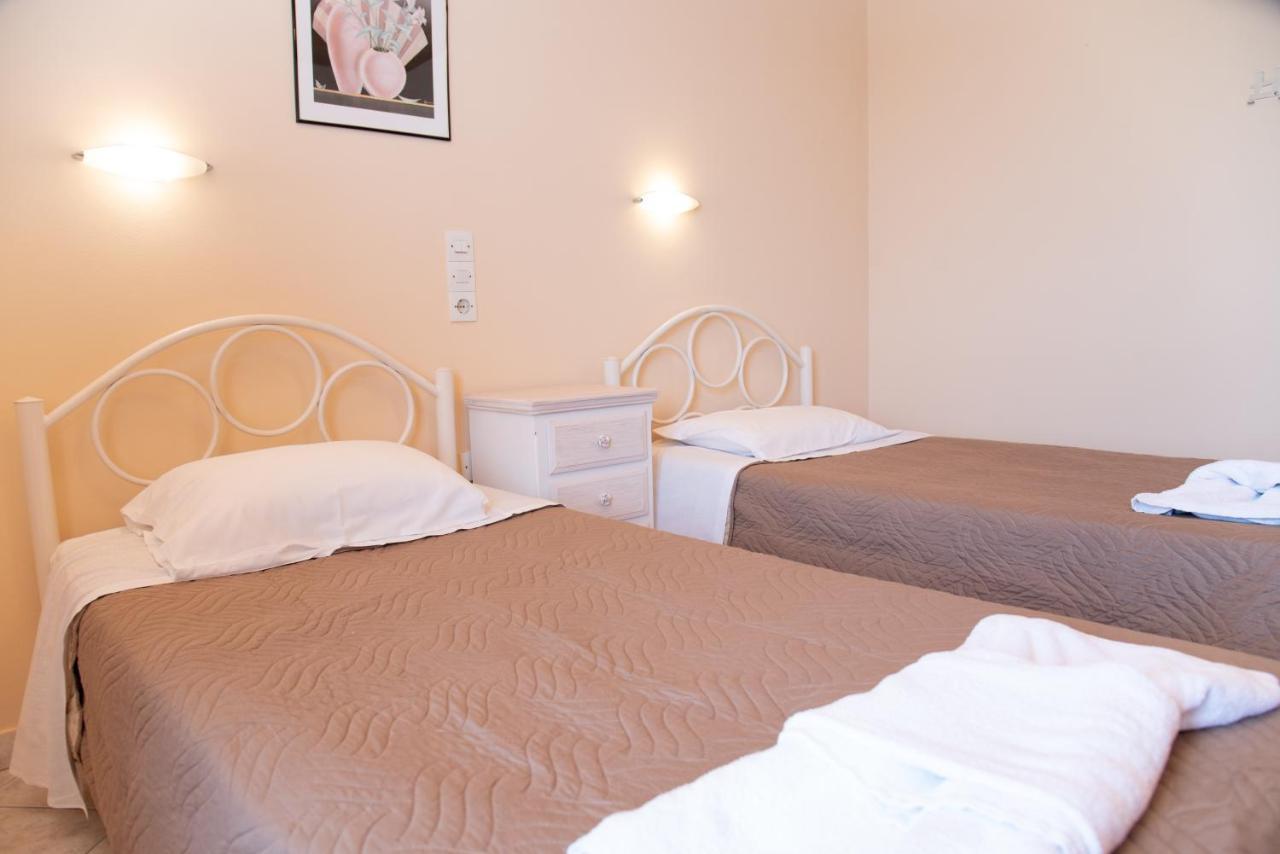 Kapetanios Apartments Agios Stefanos Avliotes  Екстериор снимка