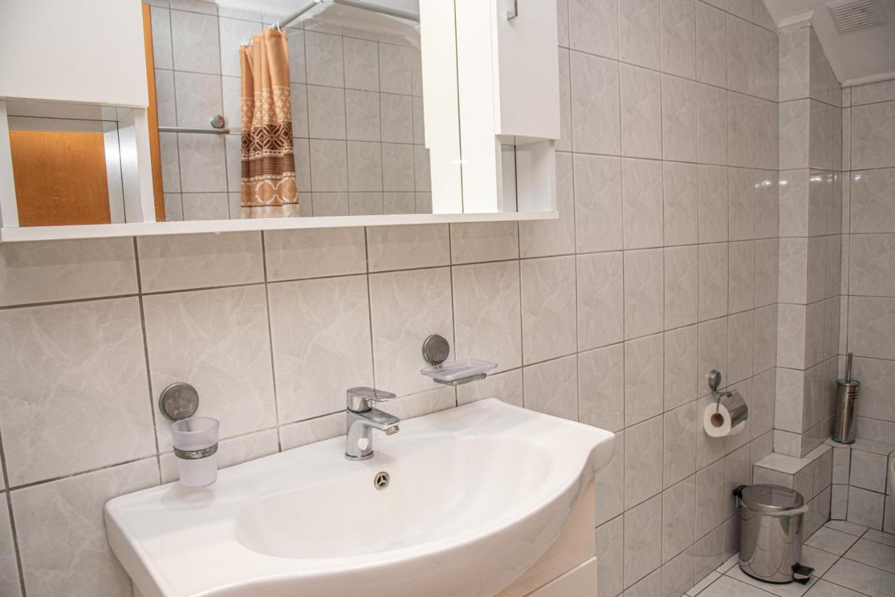 Kapetanios Apartments Agios Stefanos Avliotes  Екстериор снимка